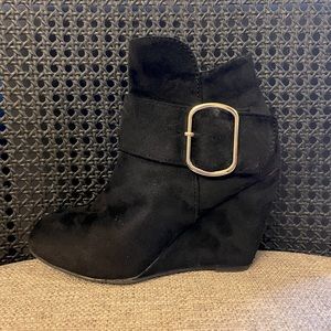 Size 6 Black Booties w/ Gold Buckle